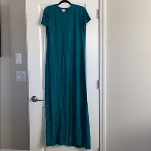 Medium LulaRoe Maria dress